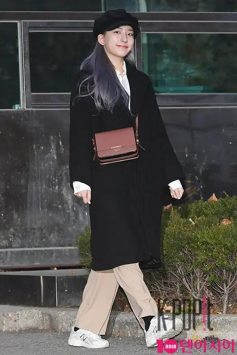 WJSN, Eun Seo — Music Bank Arrival — 2019-11-29