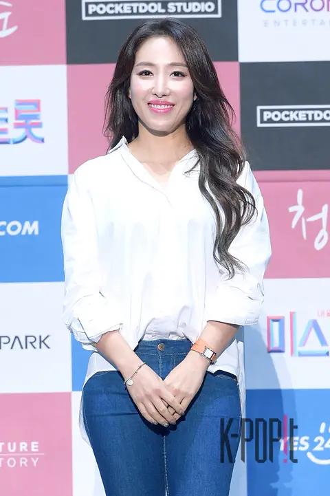 Sook-haeng — Miss Trot Youth Press Conference