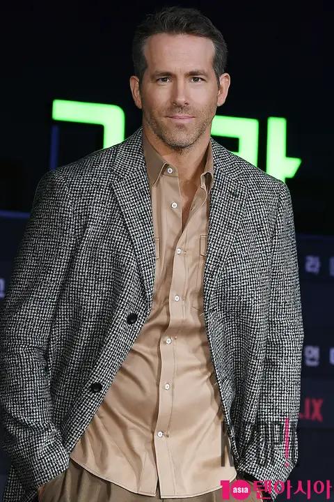 Ryan Reynolds — 6 Underground Press Conference