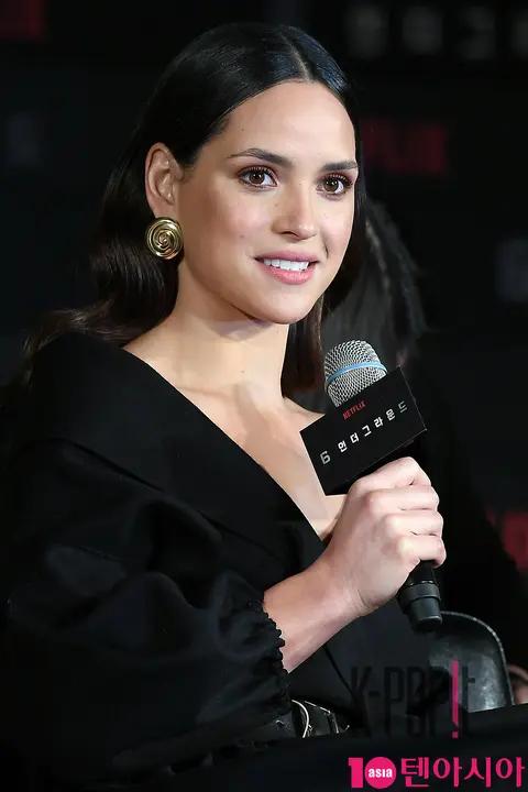 Adria Arjona — 6 Underground Press Conference