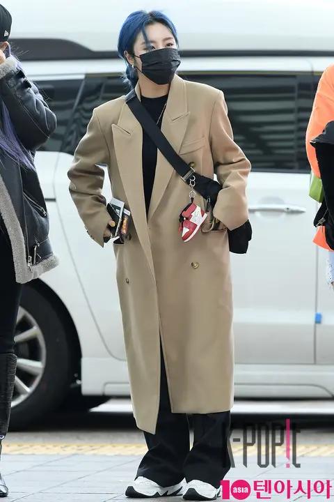 MAMAMOO, Wheein — Airport