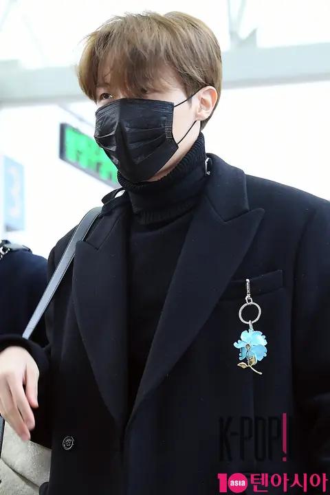 BTS, J-Hope — Airport