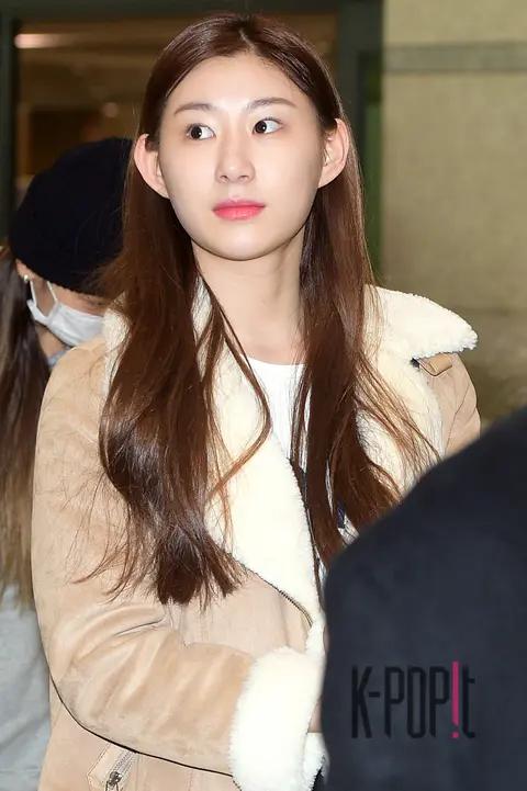 ITZY, Chae-ryeong — Airport