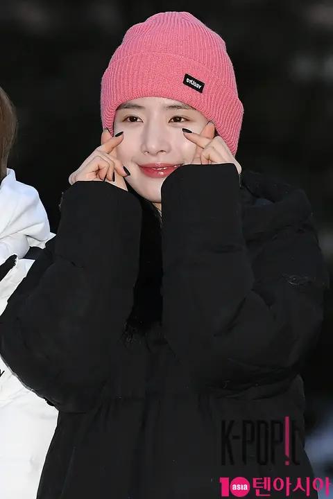 WJSN, Seul-a — Music Bank Arrival