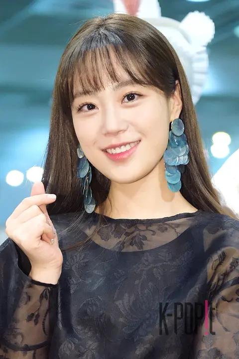 Heo Young-ji 4 — Craft Trend Fair Photo Call