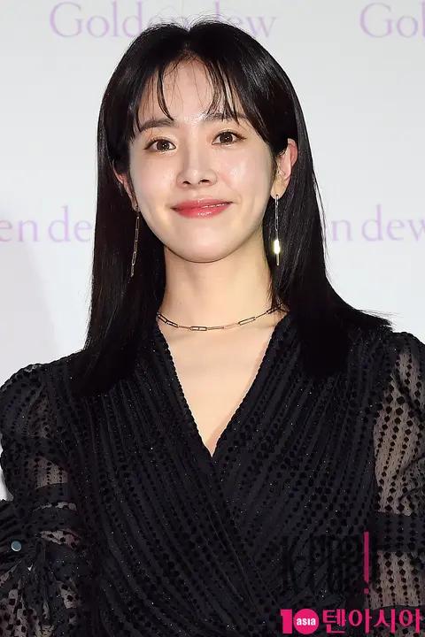 Han Ji-min — Golden Dew Launch