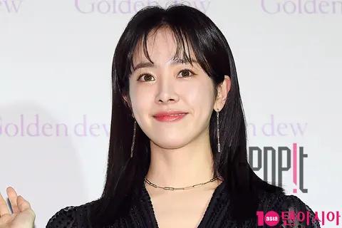 Han Ji-min — Golden Dew Launch