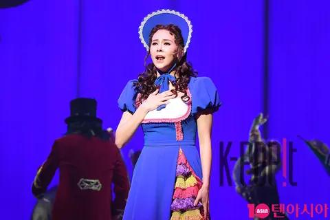 Kim Jiwoo — Big Fish Press Call — 2019-12-17