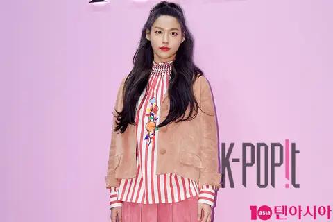 AOA, Seol Hyun — Prada Launch
