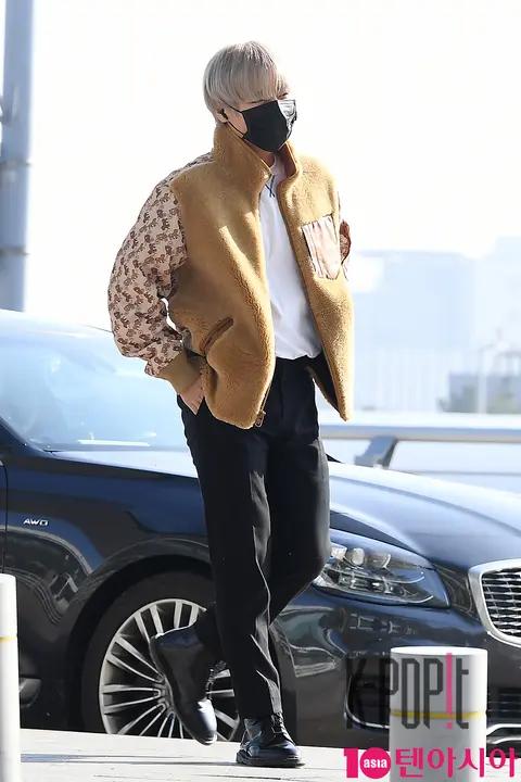 Park Ji-hoon — Airport