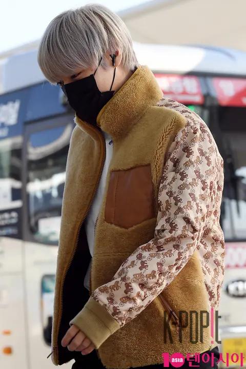 Park Ji-hoon — Airport