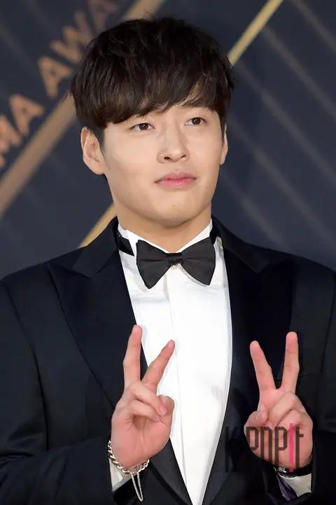 Kang Ha-neul 2 — KBS Drama Awards