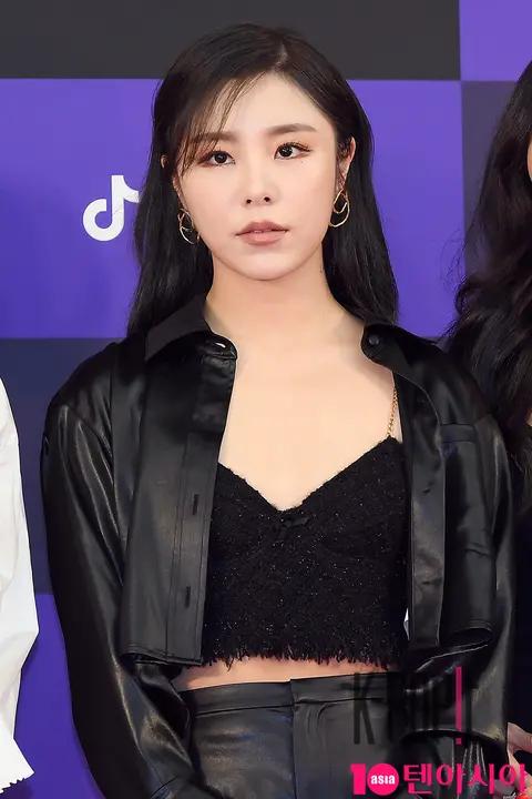 MAMAMOO, Wheein — Golden Disc Awards