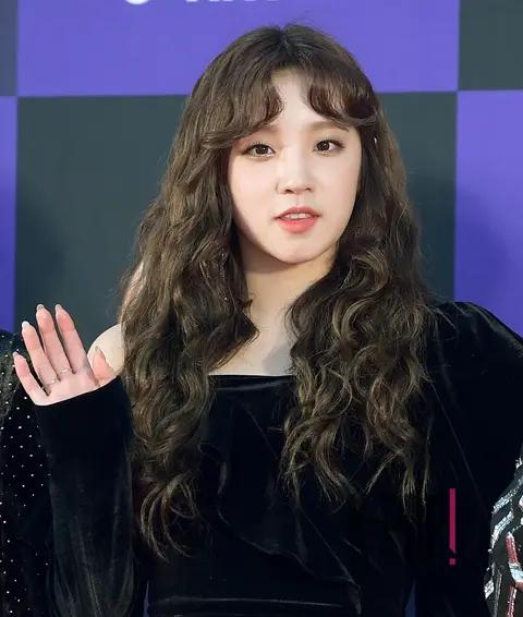 (G)I-DLE, Yuqi — Golden Disc Awards