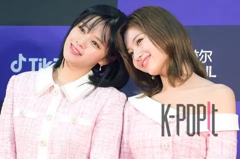 TWICE, Jeongyeon, Sana — Golden Disc Awards