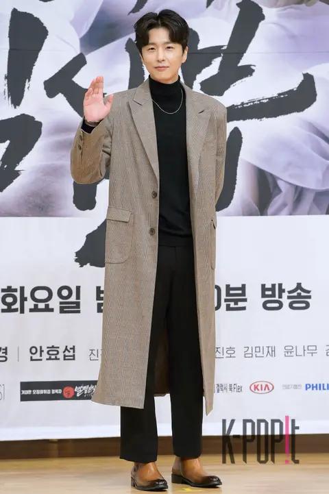 Shin Dong-wook — Dr. Romantic Season 2