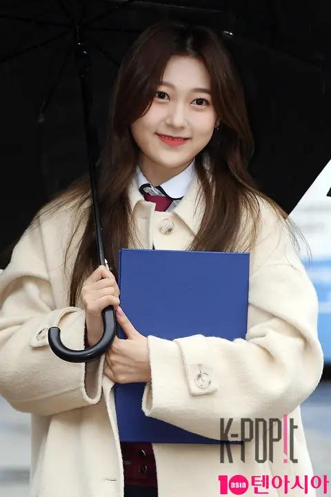 LOONA, Choe Ri — LOONA Choerry Graduation Ceremony