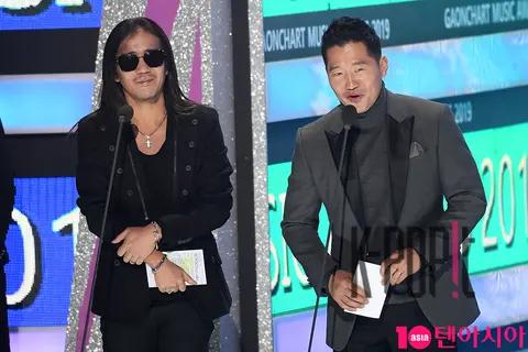 Park Wan-gyu, Kang Hyung-uk — Gaon Chart Music Awards Internal