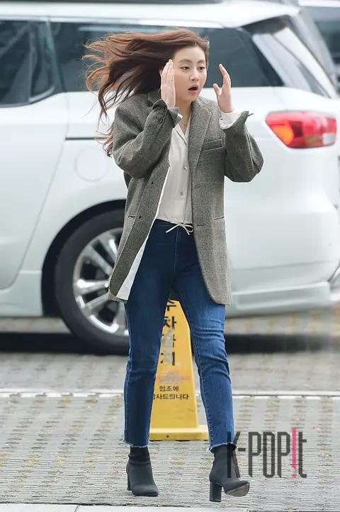 Kang So-ra — Two O'Clock Escape Cult Two Show Arrival