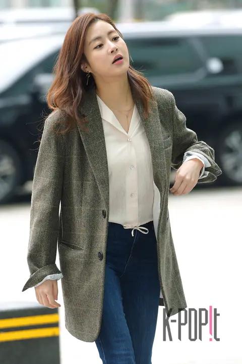 Kang So-ra 7 — Two O'Clock Escape Cult Two Show Arrival