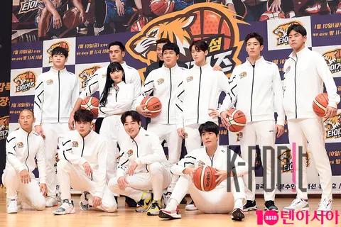 Group Photo 2 — Handsome Tigers Production Briefing