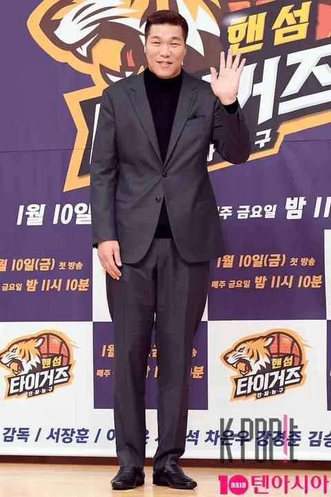 Seo Jang-hoon — Handsome Tigers Production Briefing