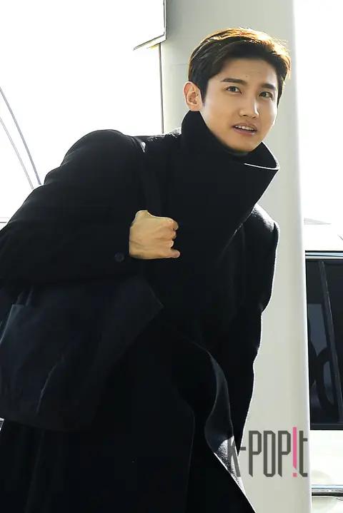 TVXQ, Choi Kang-min — Airport