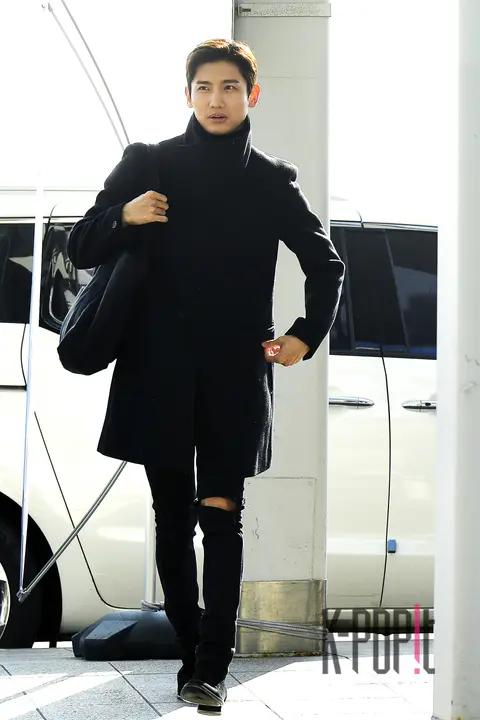 TVXQ, Choi Kang-min — Airport