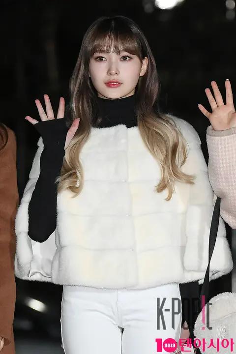 Dream Note, LaRa — Music Bank