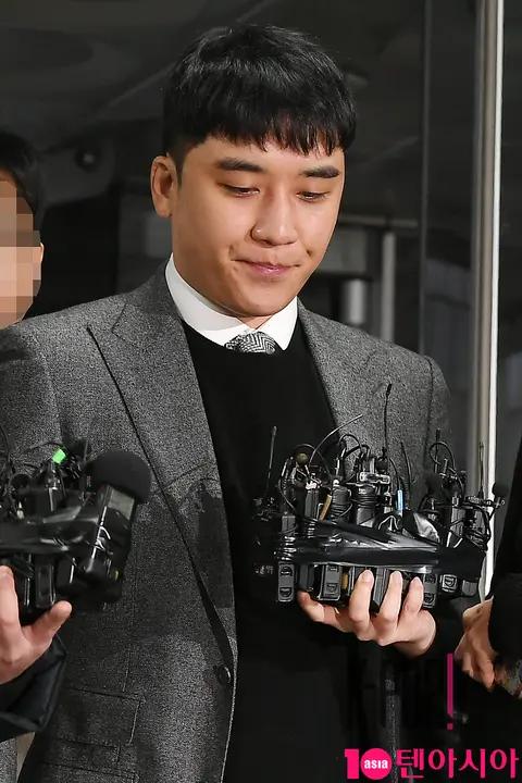 Seung-ri — Seungri Court