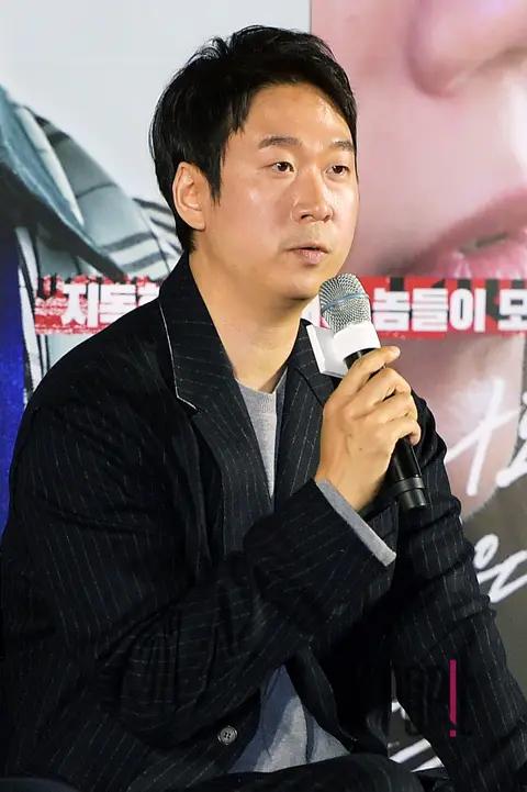 Kim Yong-hun — Beasts Clawing at Straws Production Briefing — 2020-01-13