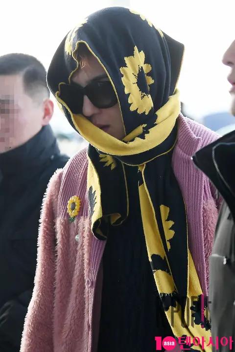 WINNER, Song Min-ho 3 — Airport