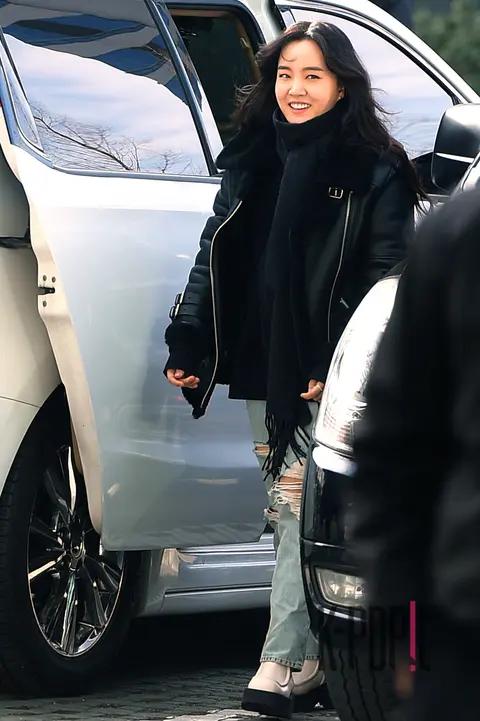 Yoon-ha — Two O'Clock Escape Cult Two Show Arrival