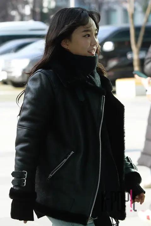 Yoon-ha — Two O'Clock Escape Cult Two Show Arrival