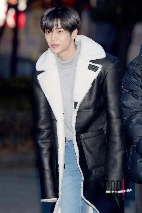 SF9, Rowoon — Music Bank Arrival