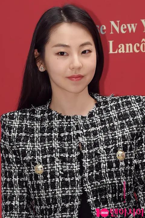 Ahn So-hee 4 — Lancôme Launch