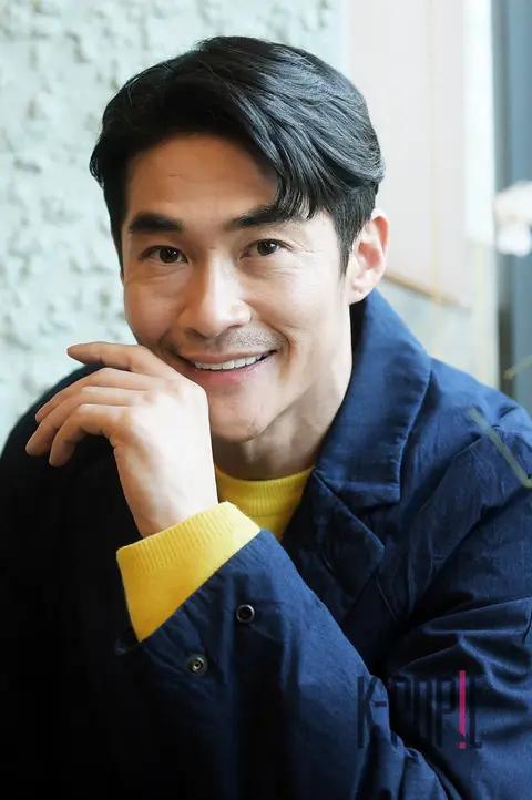 Bae Jung-nam — Bae Jeong-nam Round Interview