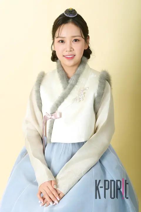 Kang Ye-seul — Kang Ye-seul Hanbok Home Interview