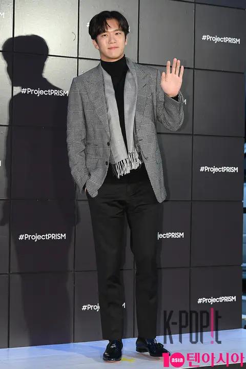 Ha Seok-jin — Samsung Grande Launch