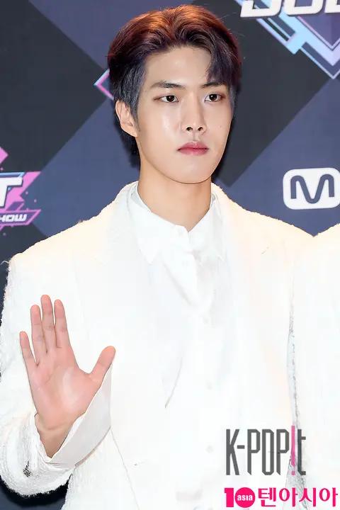 Golden Child, Dae-yeol — M Countdown
