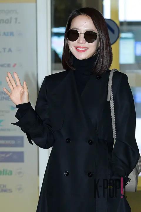 Jo Yeo-jeong — Airport