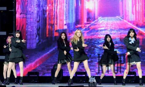 Group Photo 5 — GFRIEND Showcase