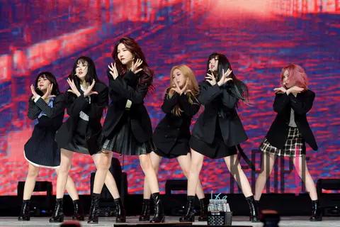Group Photo 6 — GFRIEND Showcase