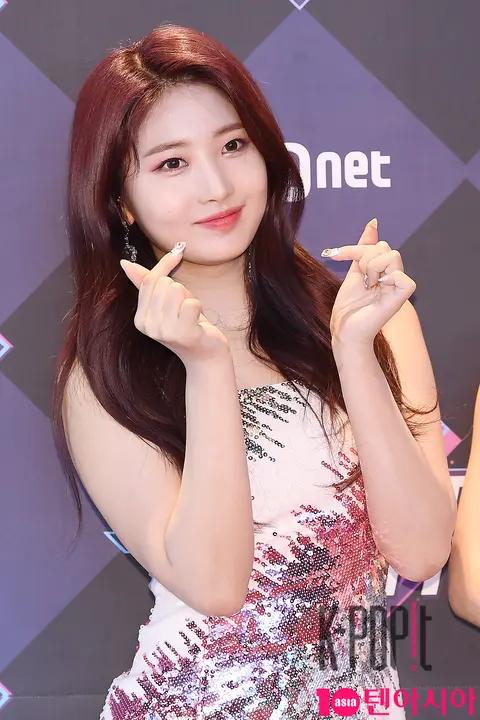 cignature, Si-hyeon — M Countdown