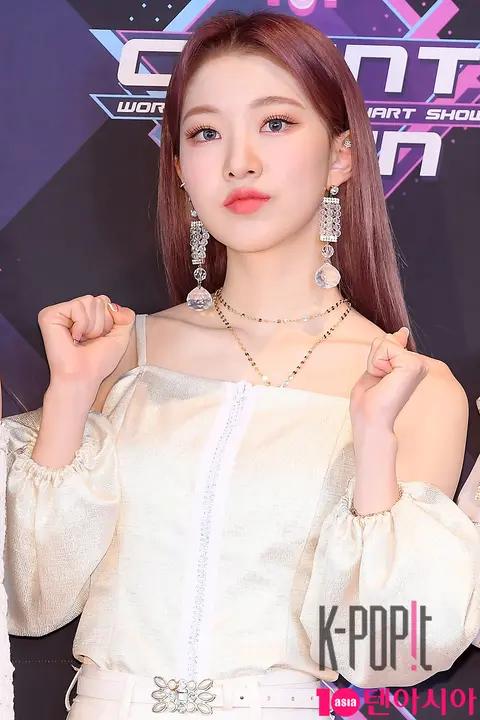 Dream Note, U.I — M Countdown