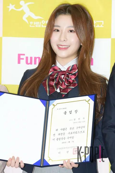 Minju — Hanlim Arts High School Graduation