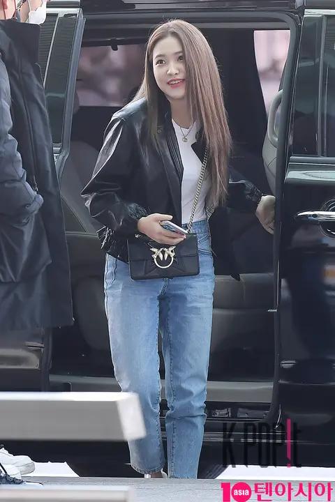 Red Velvet, Yeri — Airport