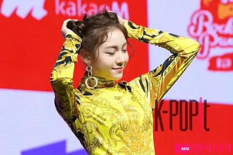 Rocket Punch, Dahyun (TWICE) — Rocket Punch Showcase