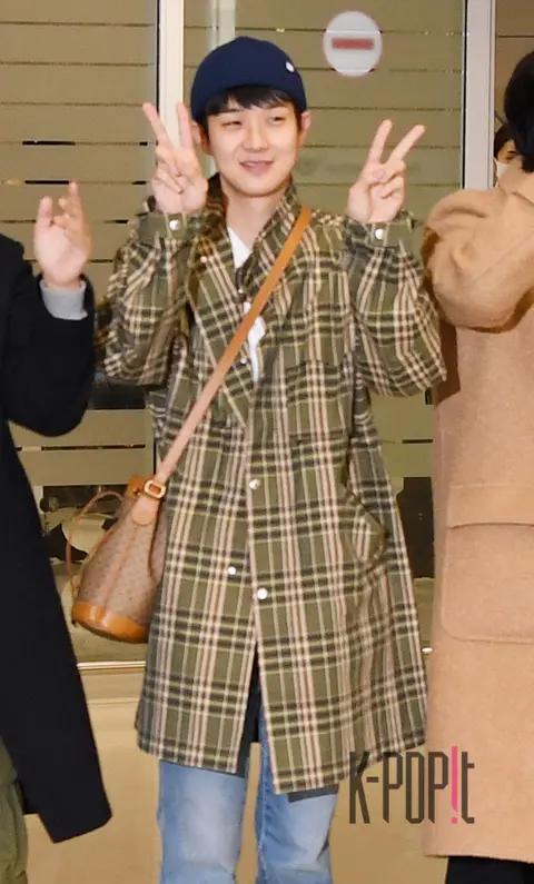 Choi Woo-shik — Airport
