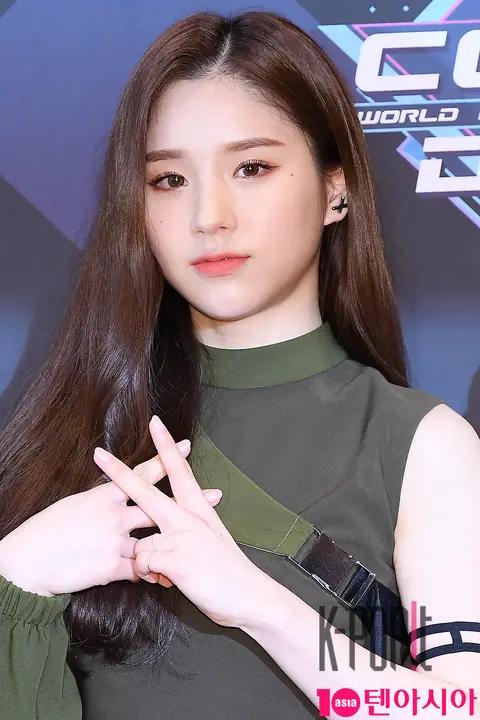 LOONA, Hee-jin — M Countdown
